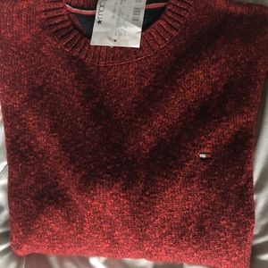 Men’s Tommy Hilfiger red sweater (s)